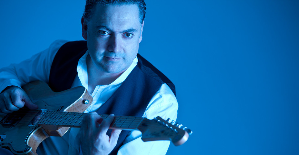 Antonio Gómez Quartet. "3x4". Guitarrista versátil